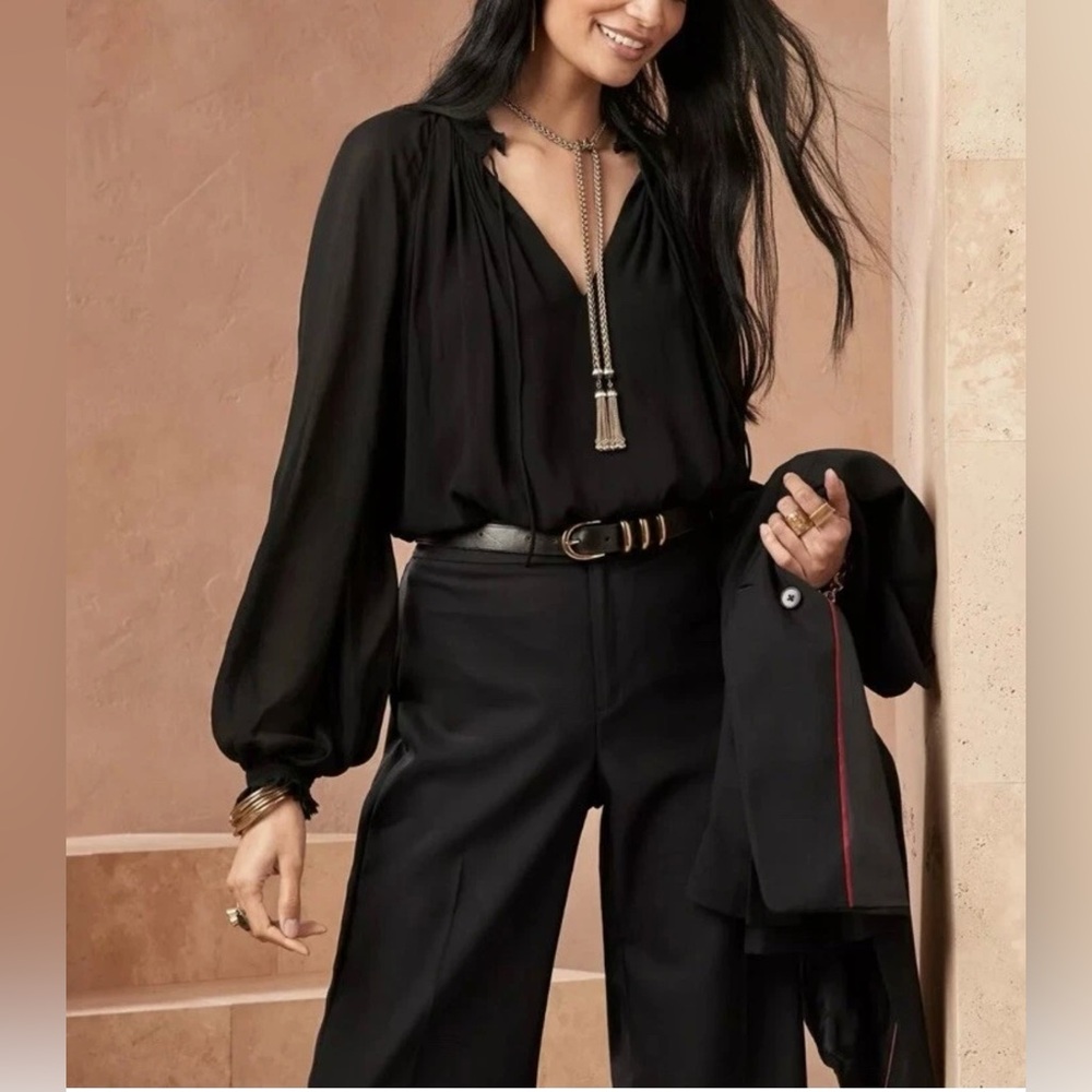 Banana Republic Balloon-Sleeve Top Size XSP Black NWT